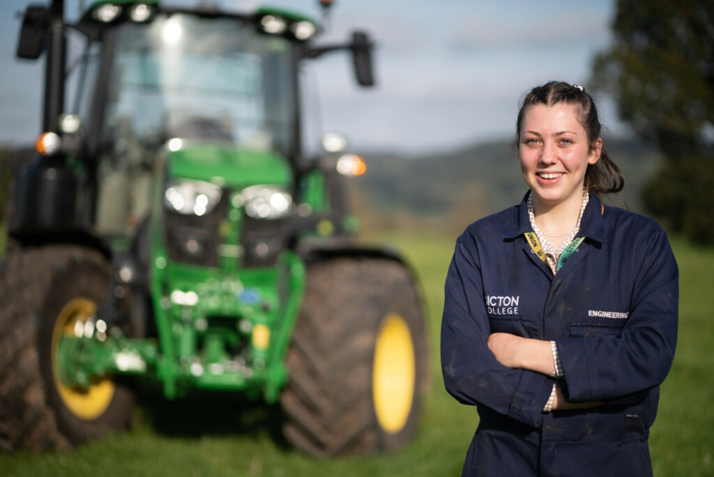 Farming engineer, Charlotte