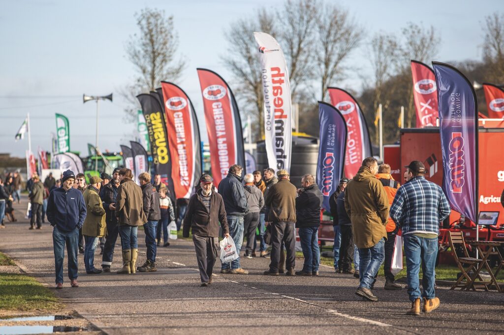Photo of a crowd at a machinery show