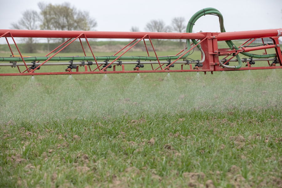 Bayer spray shot on arable farming article on farm machinery website