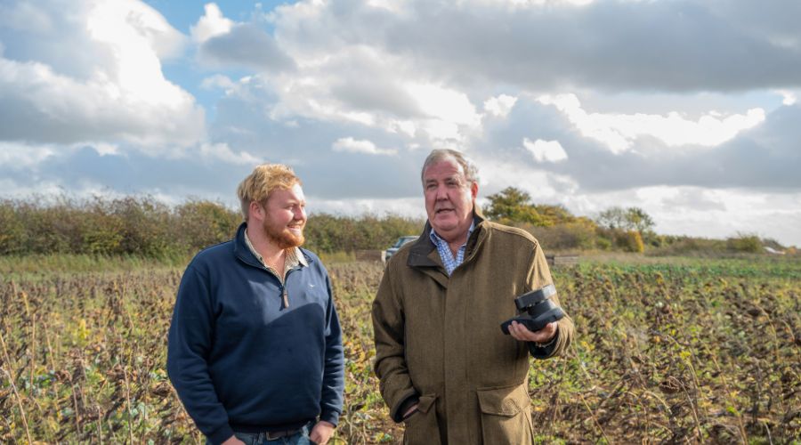 Omex SAP analysis has been included in the latest hit series of Clarkson’s Farm, helping Jeremy Clarkson introduce regenerative practices.
