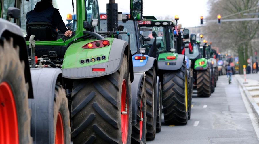 Campaigners Save British Farming and Fairness for Farmers confirmed details of a tractor farmers’ protest on 11th December in London.