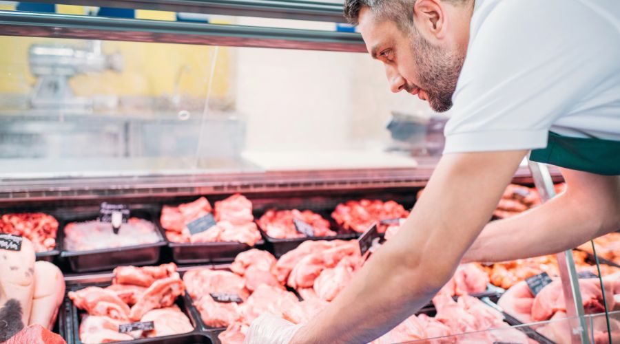 According to AIMS Retailer Meat and Poultry Inflation Tracker Report, retail prices for red meat and chicken have risen by 13% over the past year — but are British farmers truly benefit from this increase?
