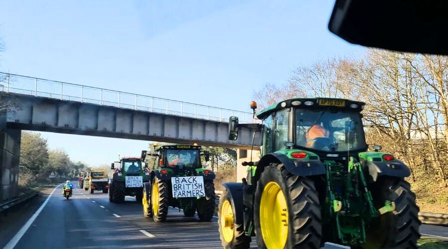 Farmers are invited to take part in a ‘Trailers of Truth’ rally across the country which will conclude in Liverpool, outside the Labour Conference.