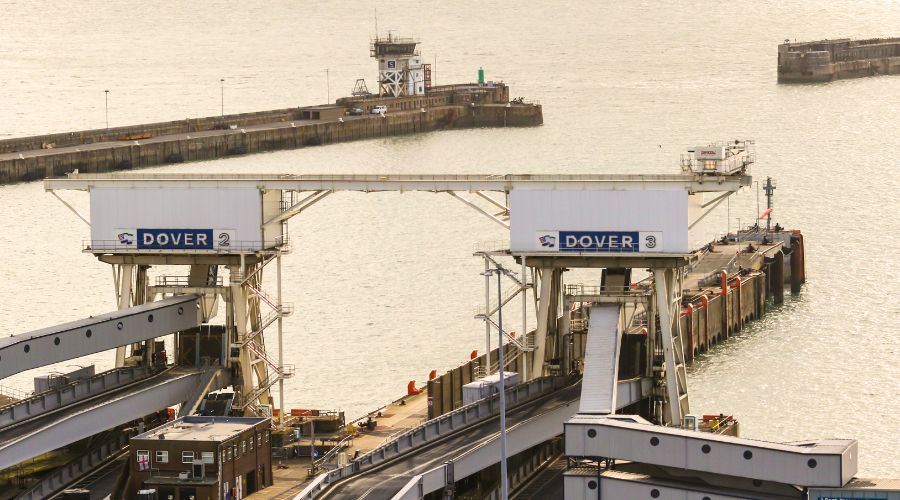 The EFRA Committee has warned about “alarming amounts” of meat and dairy products being illegally imported to Great Britain.