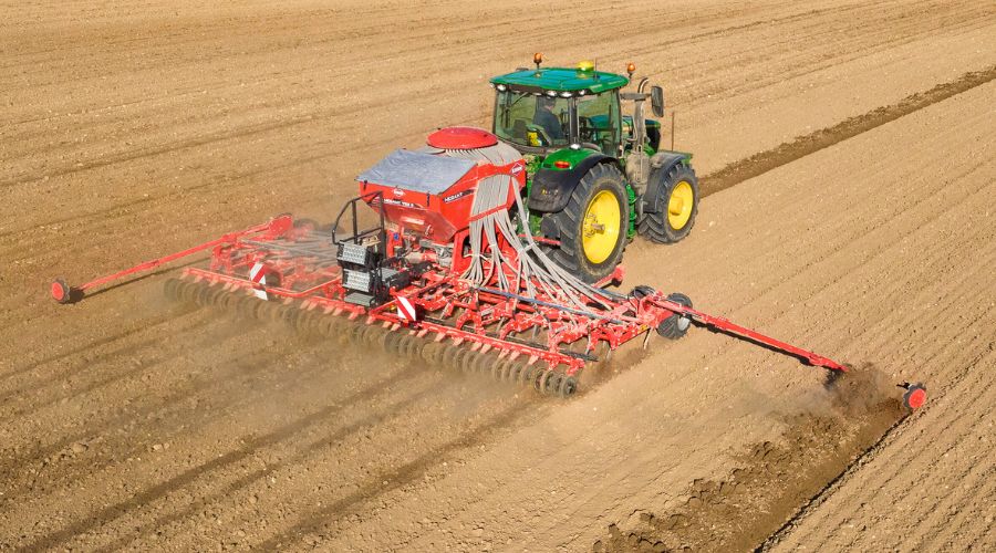 Kuhn Farm Machinery confirmed that two wider models of the manufacturer’s Megant tine drill have joined the single 6m model already in production.  