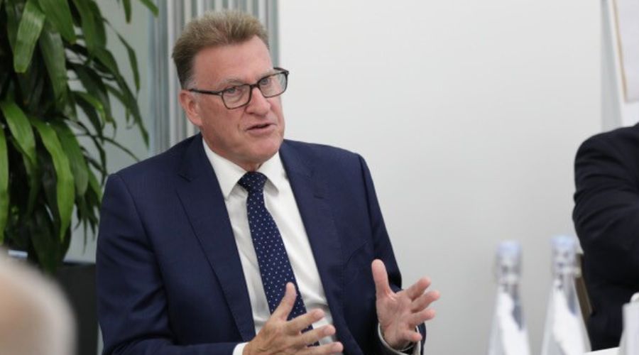 Red Tractor’s chief executive, Jim Moseley, will retire next year after a 50-year career in the food and drink industry.