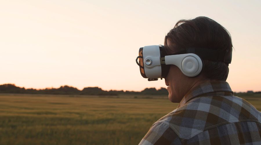 The Rural Minds Project has been launched to raise awareness of mental health in UK agriculture through Virtual Reality (VR) experience. 