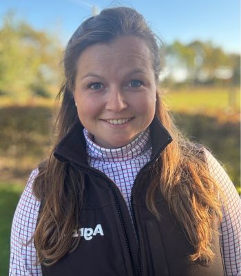 Agrii agronomist Louisa Kenney.