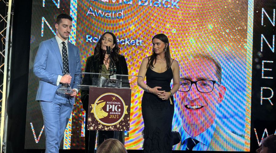 UK pig sect paid tribute to late Robert Beckett, who was posthumously awarded the distinguished David Black Award at the National Pig Awards.