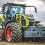 Claas Axion 9 tractor