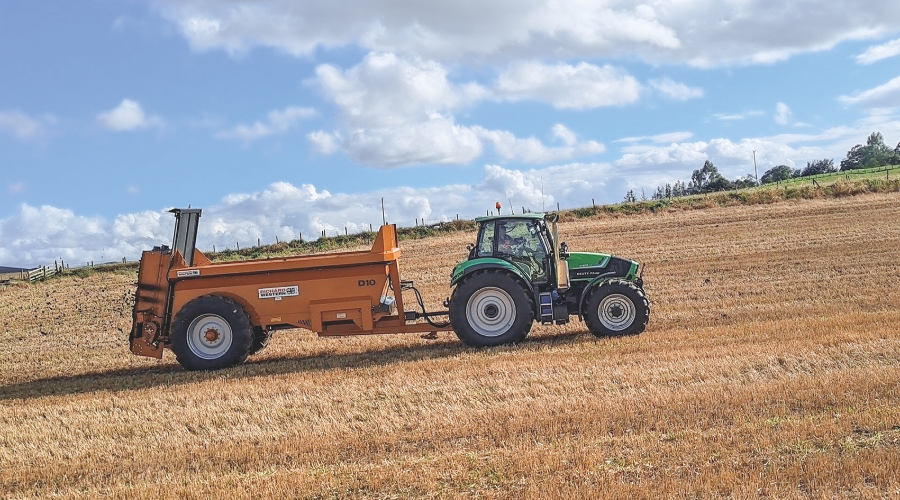 Richard Western manure spreader