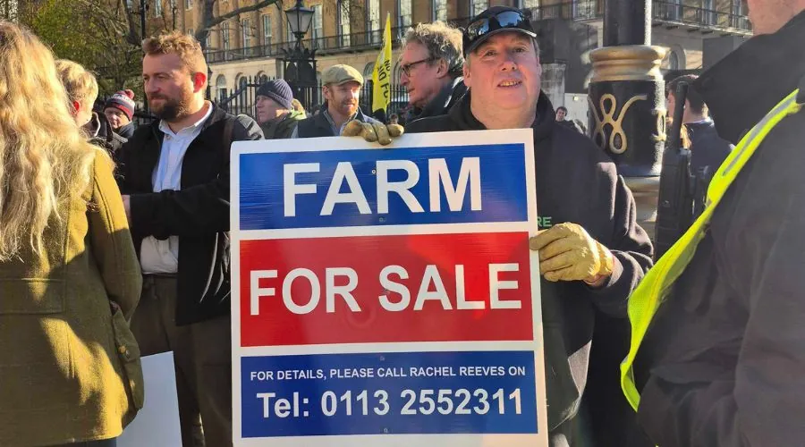 British farmers are set to launch a nationwide protest this Thursday, 29 January, at supermarkets across the country.