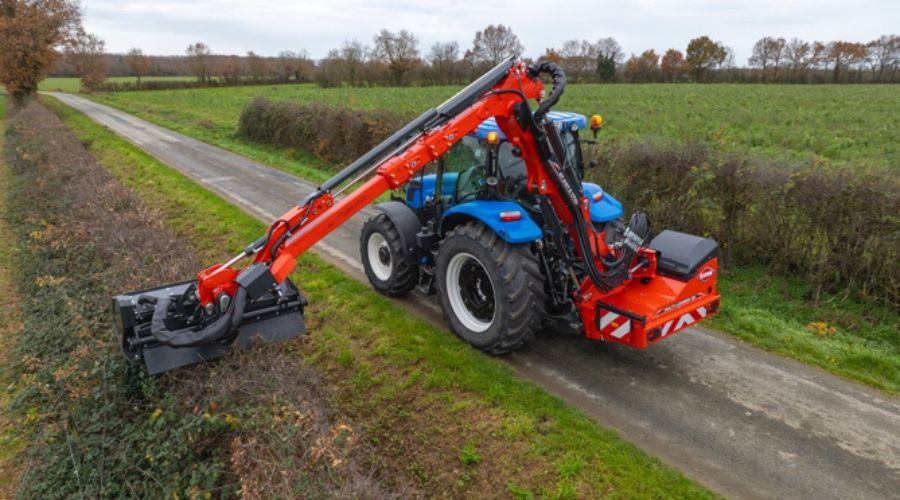 Kuhn Farm Machinery has expanded its Multi-Longer range of hedge and verge cutters with the launch of a 6.1m model.