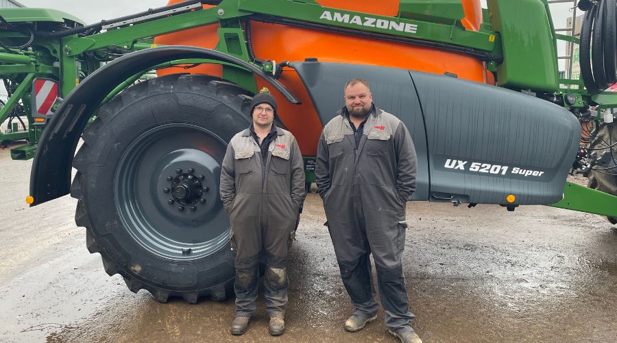 Amazon UX 5201 Super