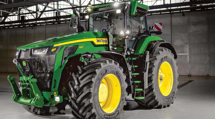 John Deere 8R 540.