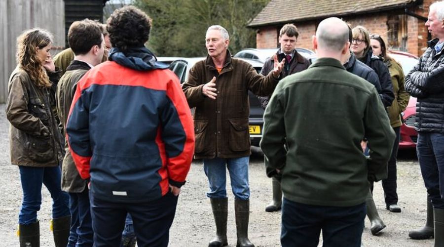 A group of MPs visited Arla’s fresh milk plant, along with a nearby farm, to gain first-hand insight into the vital role of the dairy sector.